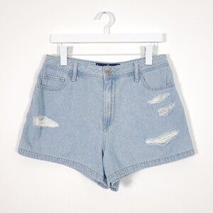 Hollister Ultra High Rise 80s Mom Short